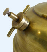 Aida 213 lamp fuel filler cap and air release srew.jpg
