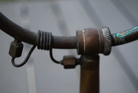 1414000310-Lilor_knurled_nut_opt.jpg