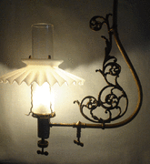 Sun-Vapor-lamp-lit-burner.gif